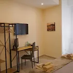Giulia's 4* Napoli
